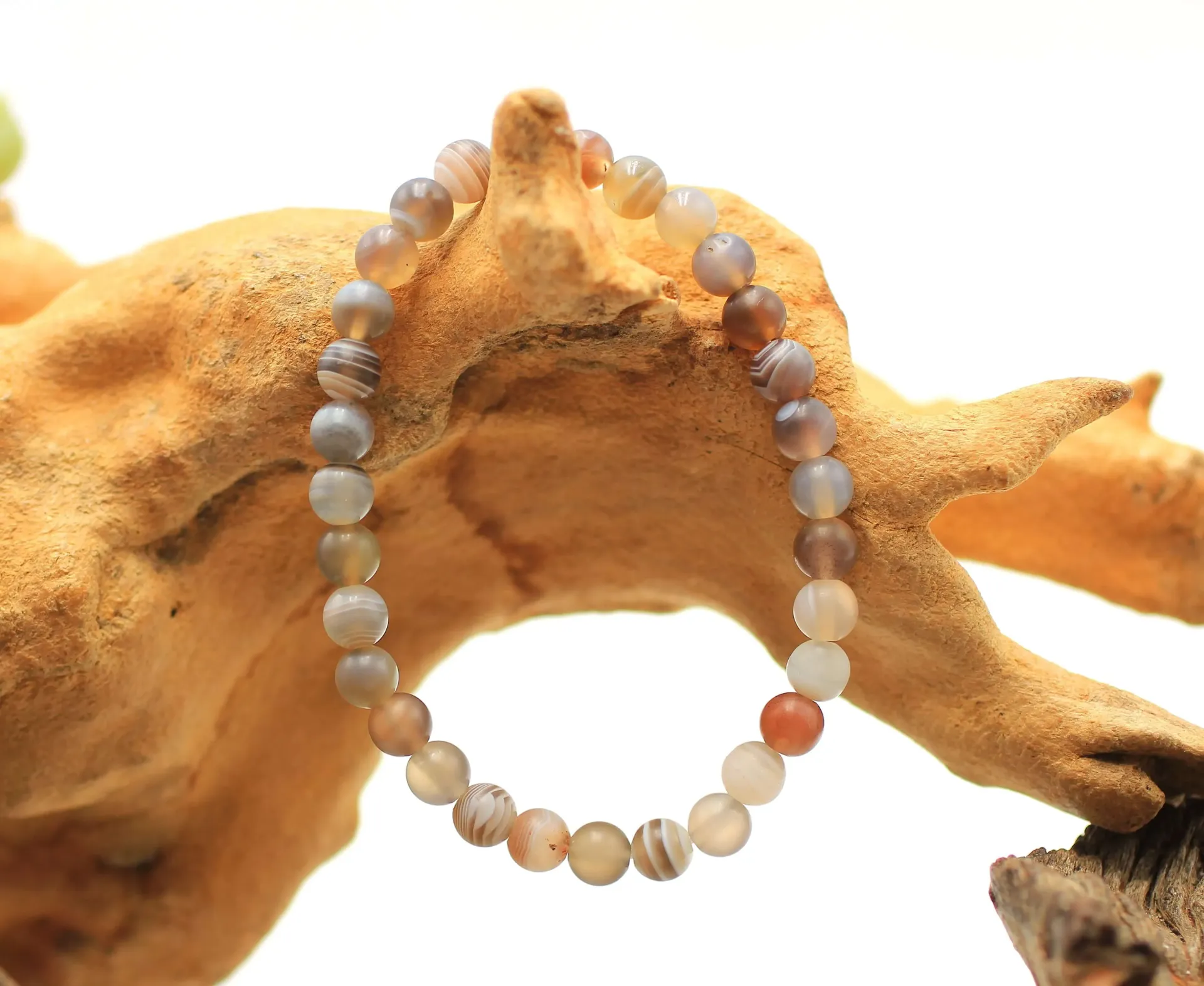 Bracelet en perles 6mm en Agate du Botswana mate