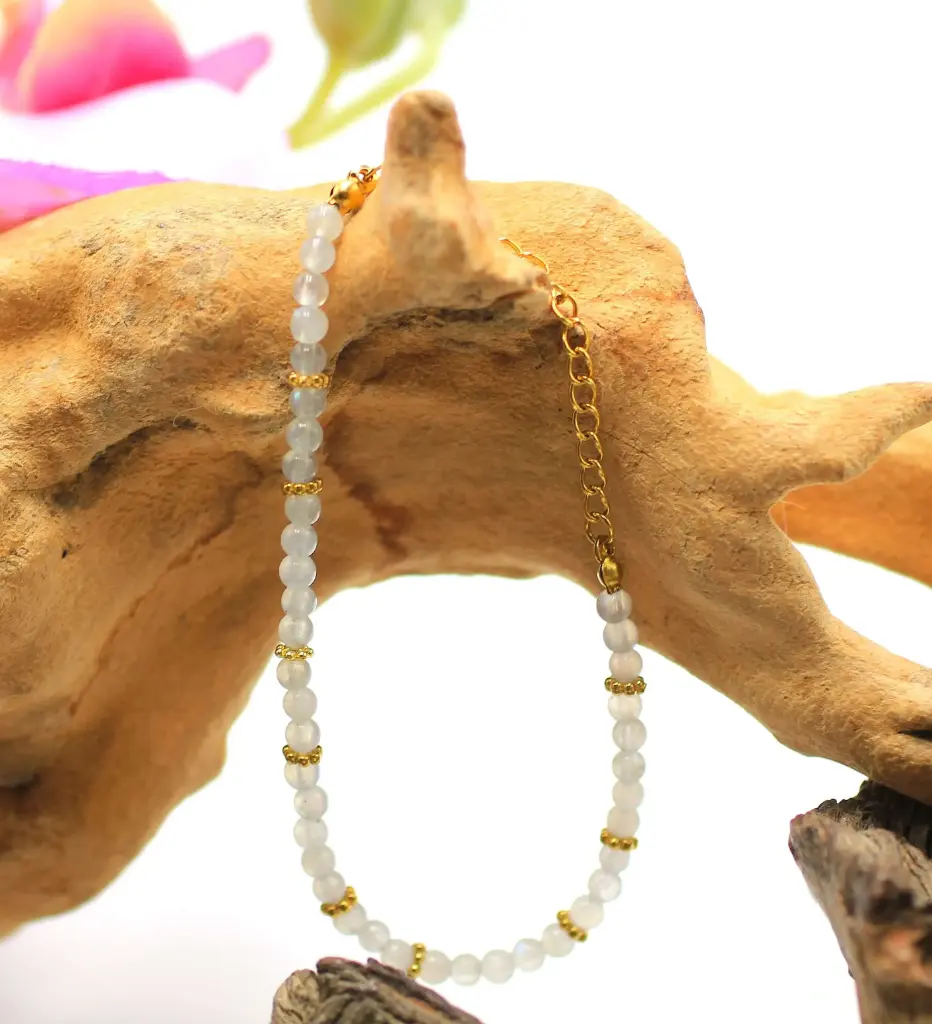 Bracelet avec fermoir en perles 4mm en Labradorite