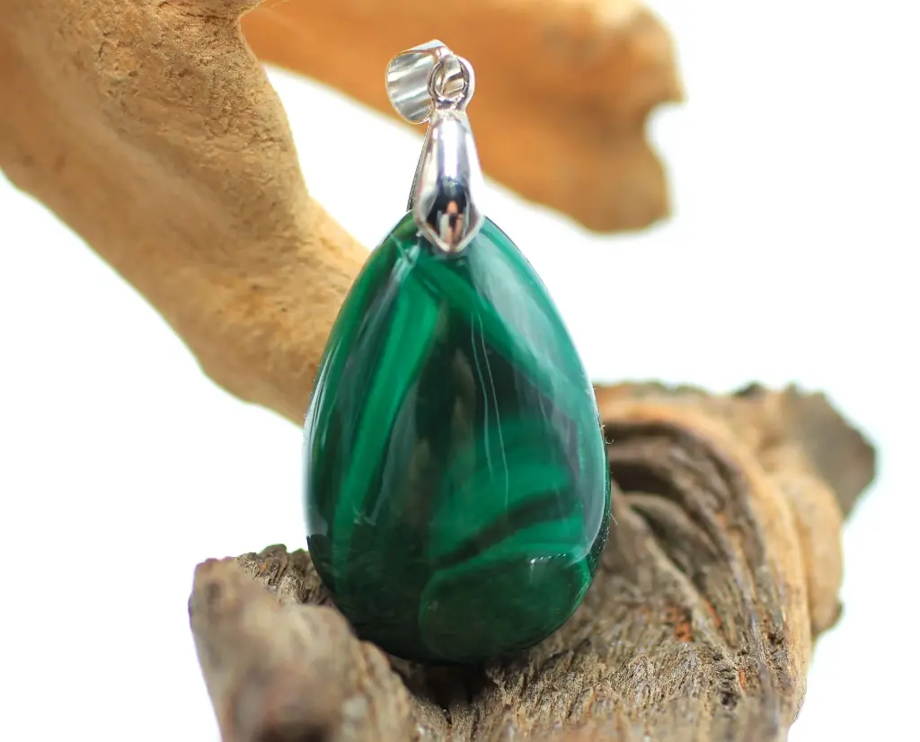 Pendentif goutte en Malachite