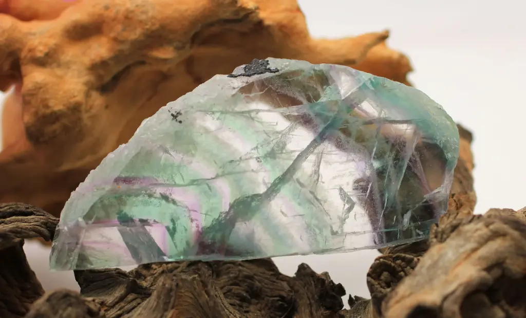 Tranche en Fluorite arc-en-ciel