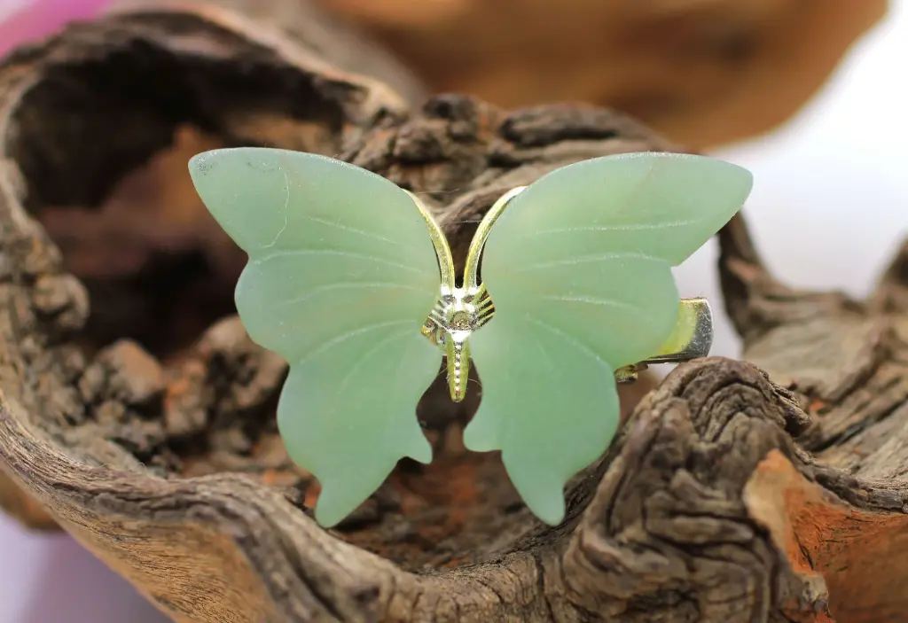 Pince à cheveux papillon en Aventurine verte