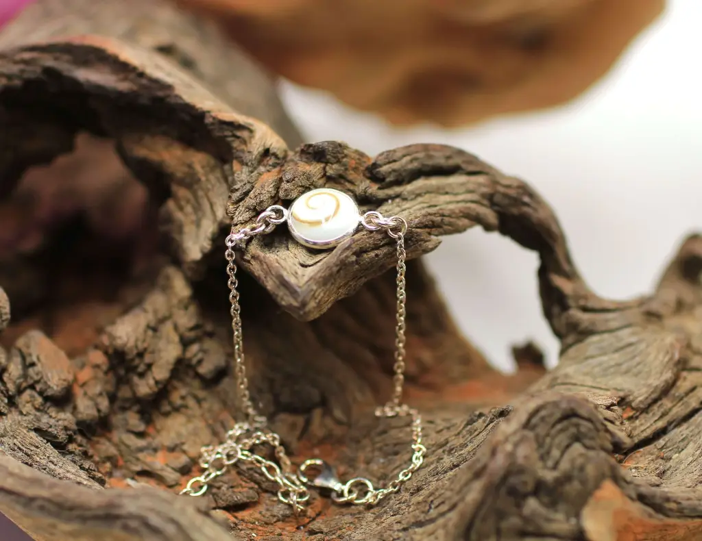 Bracelet avec fermoir en Argent 925 et en Œil de Sainte Lucie