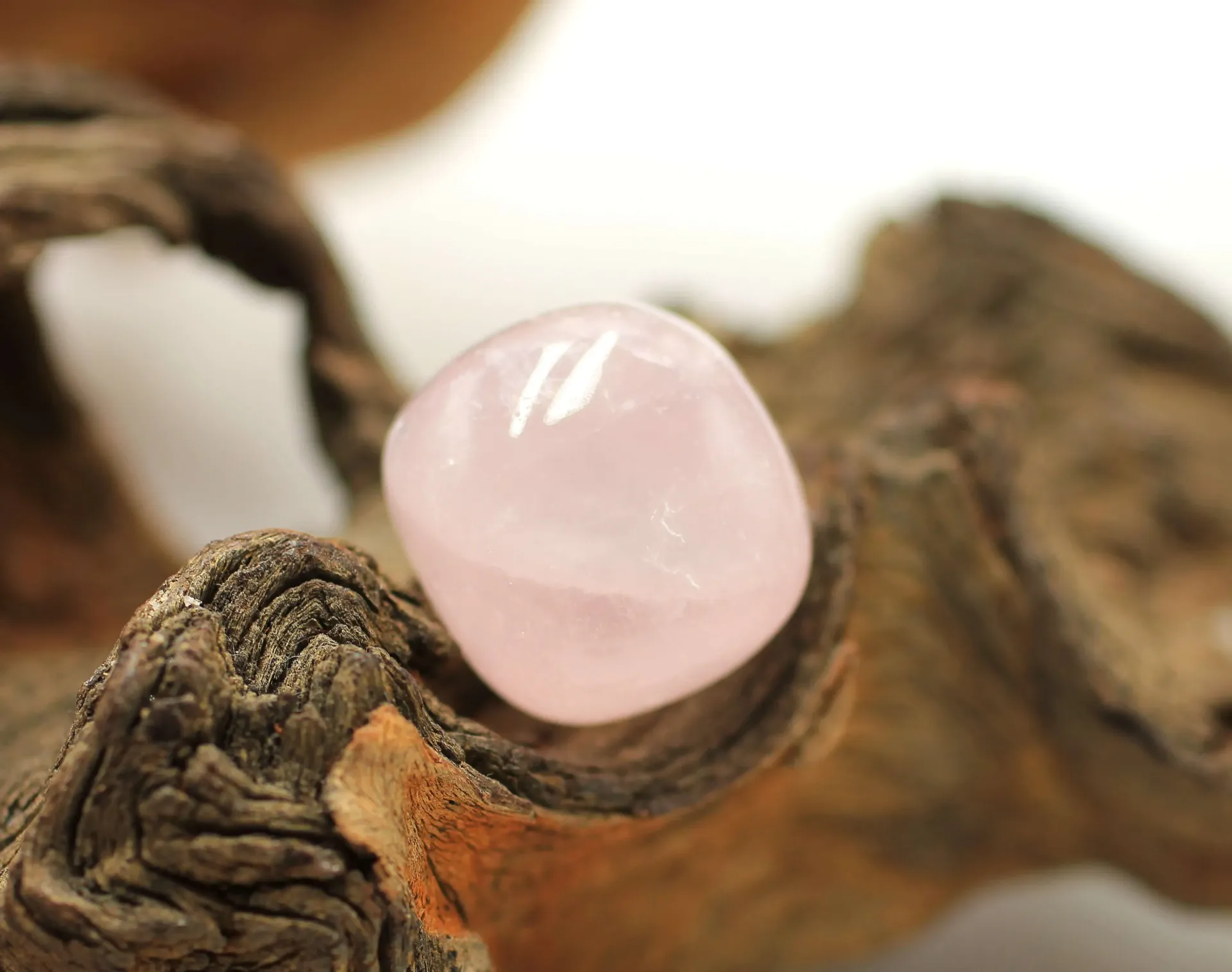 Quartz rose roulé
