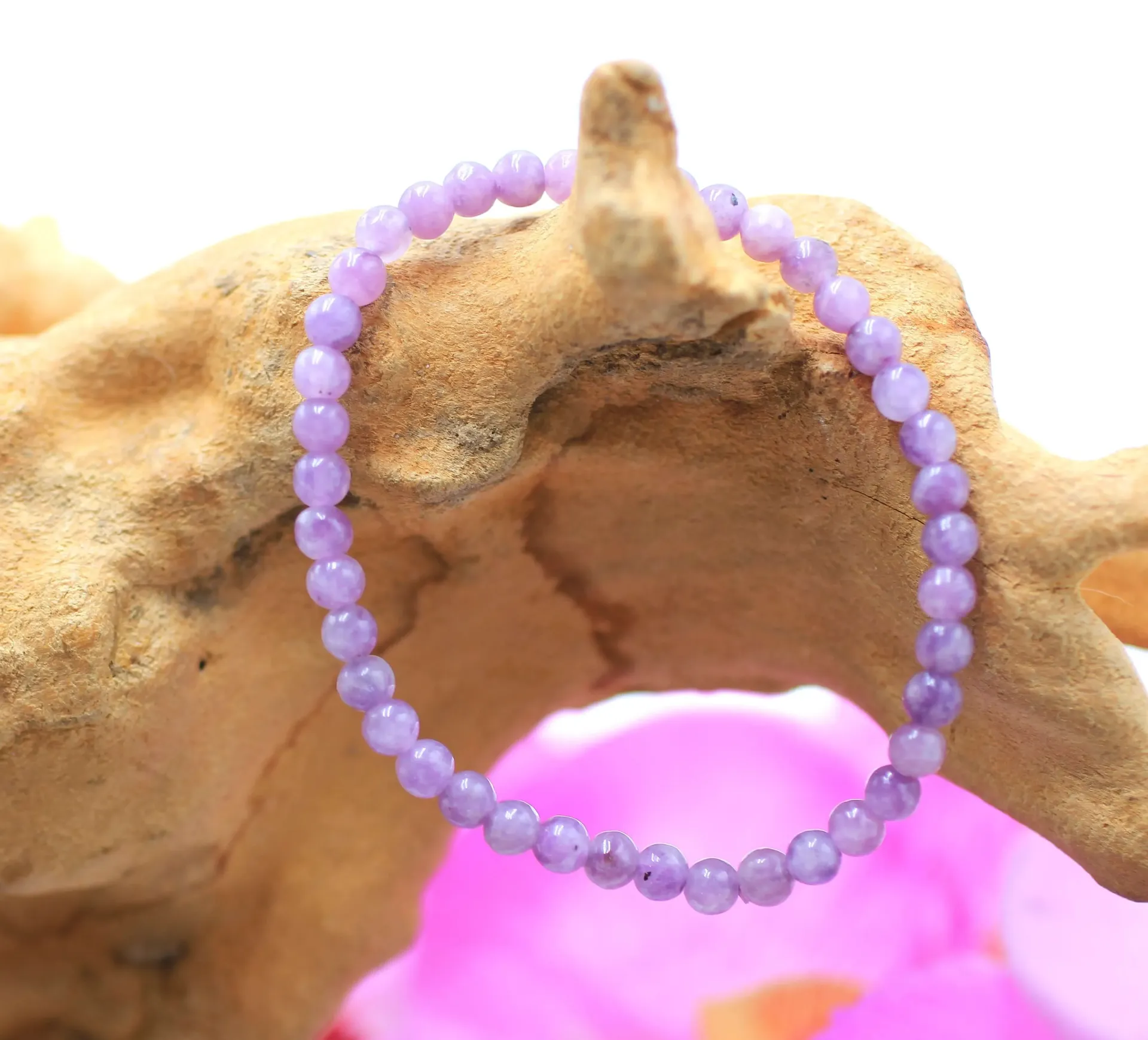Bracelet en perles 4mm en Lépidolite