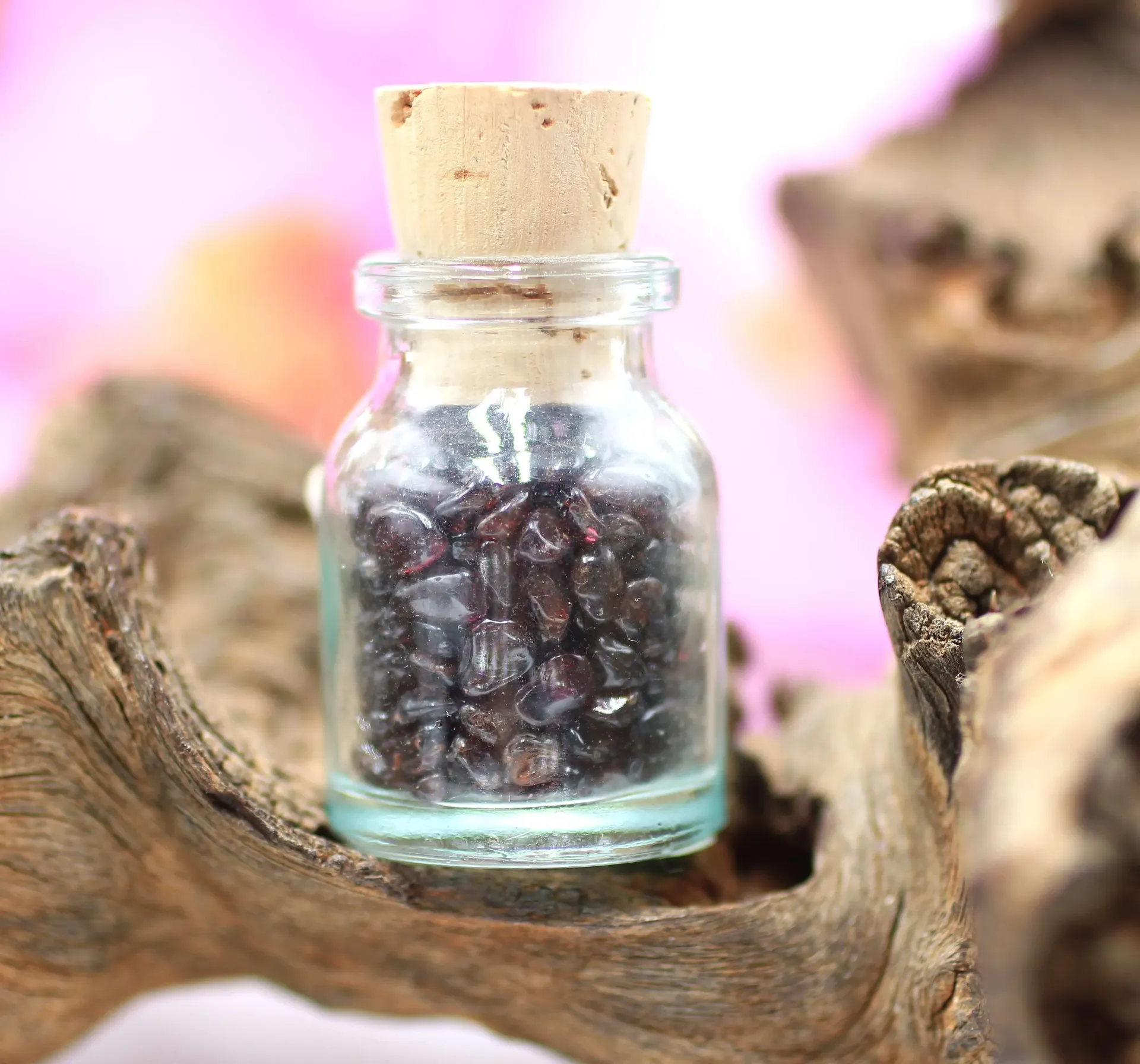 Fiole en Grenat almandin