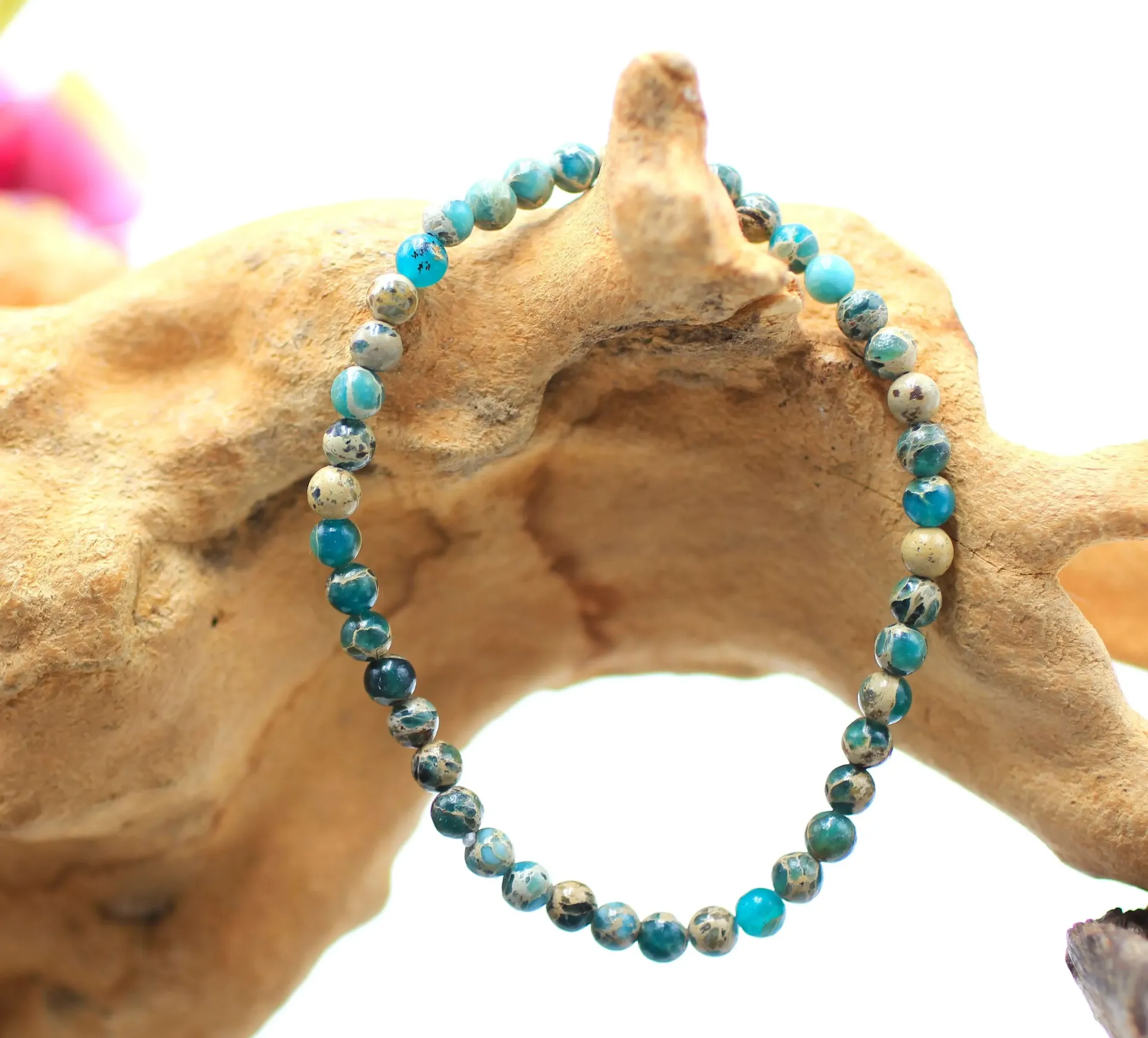 Bracelet en perles 4mm en Jaspe peau de serpent vert