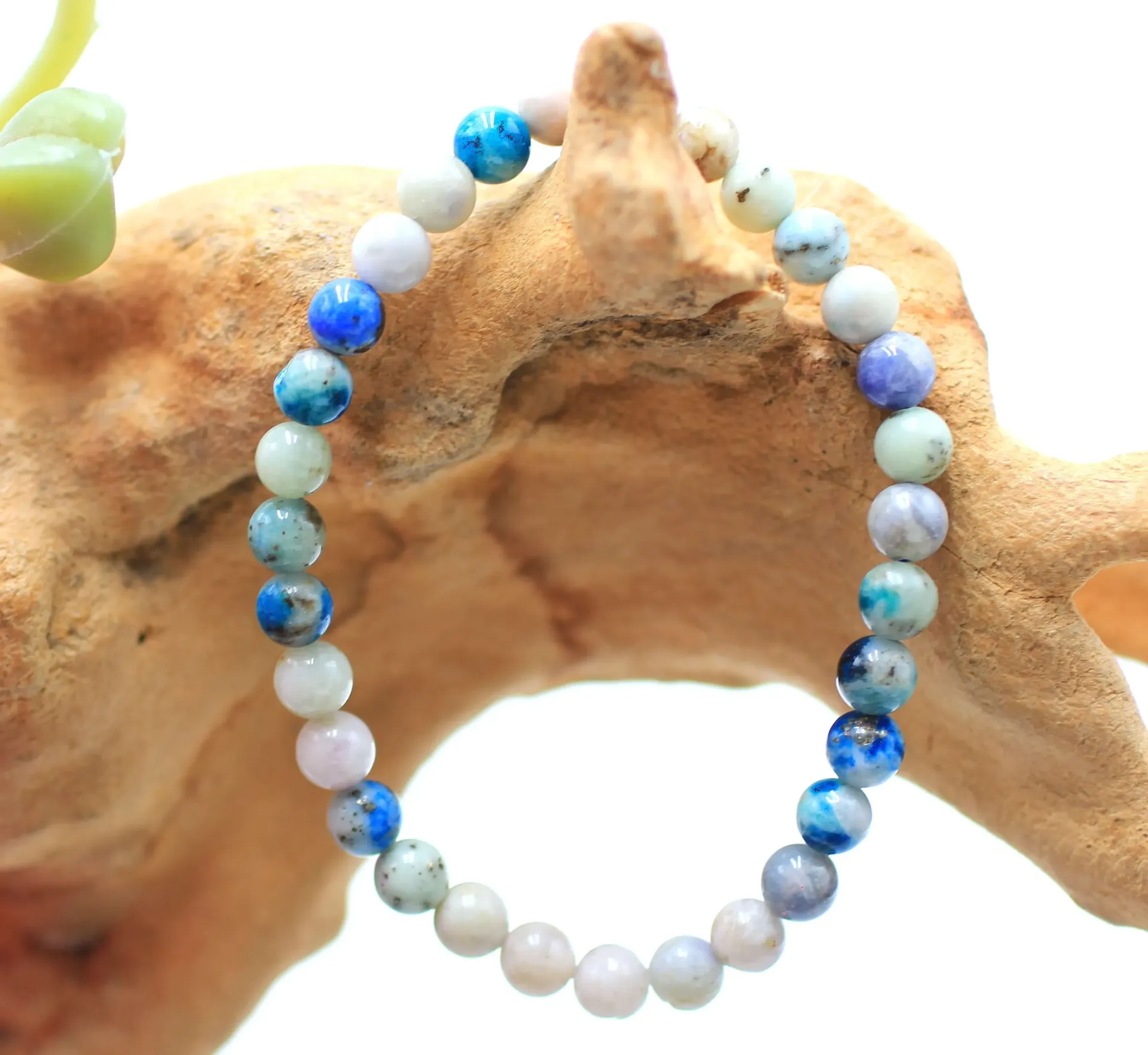 Bracelet en perles 6mm en Hackmanite