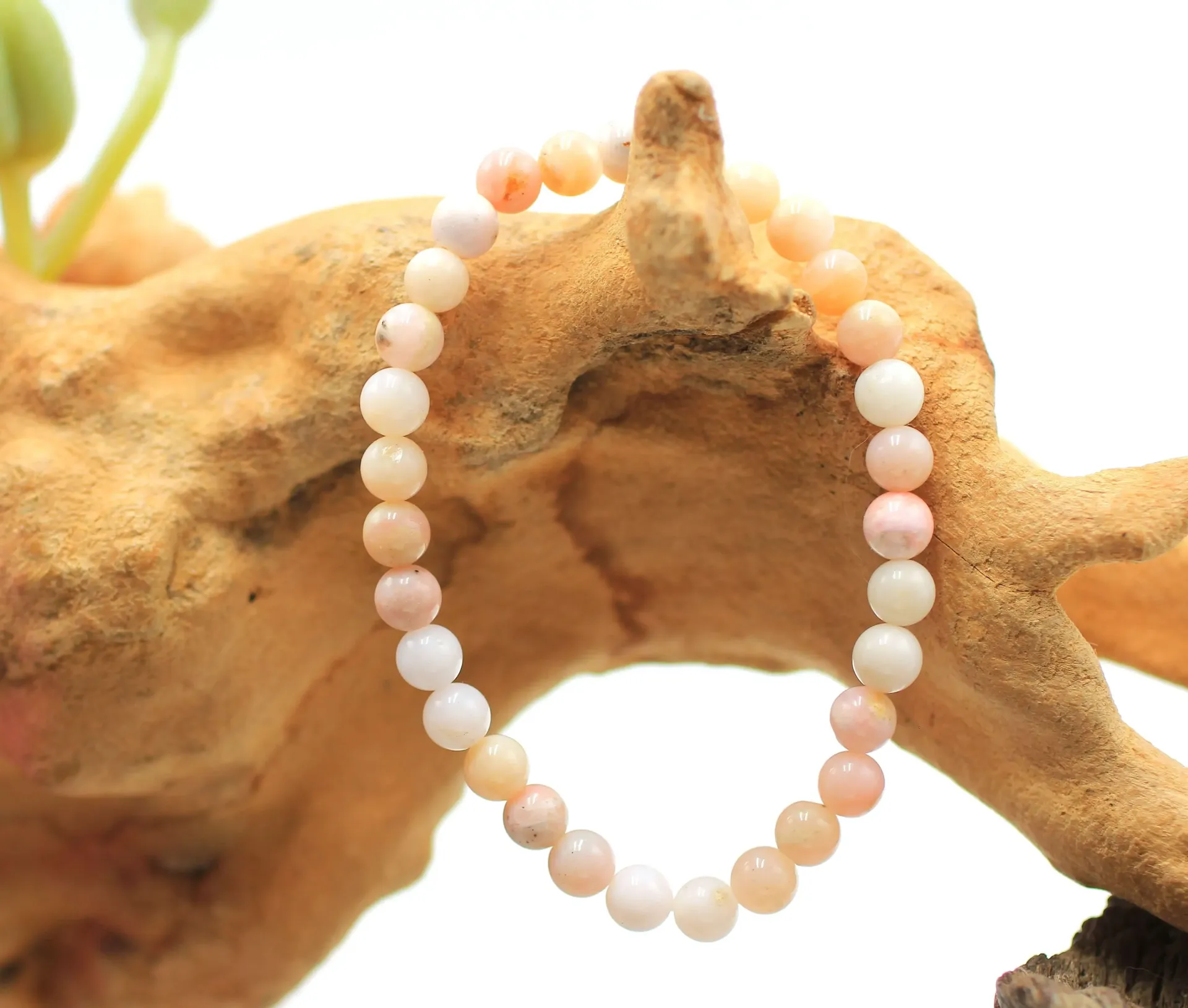 Bracelet en perles 6mm en Opale rose