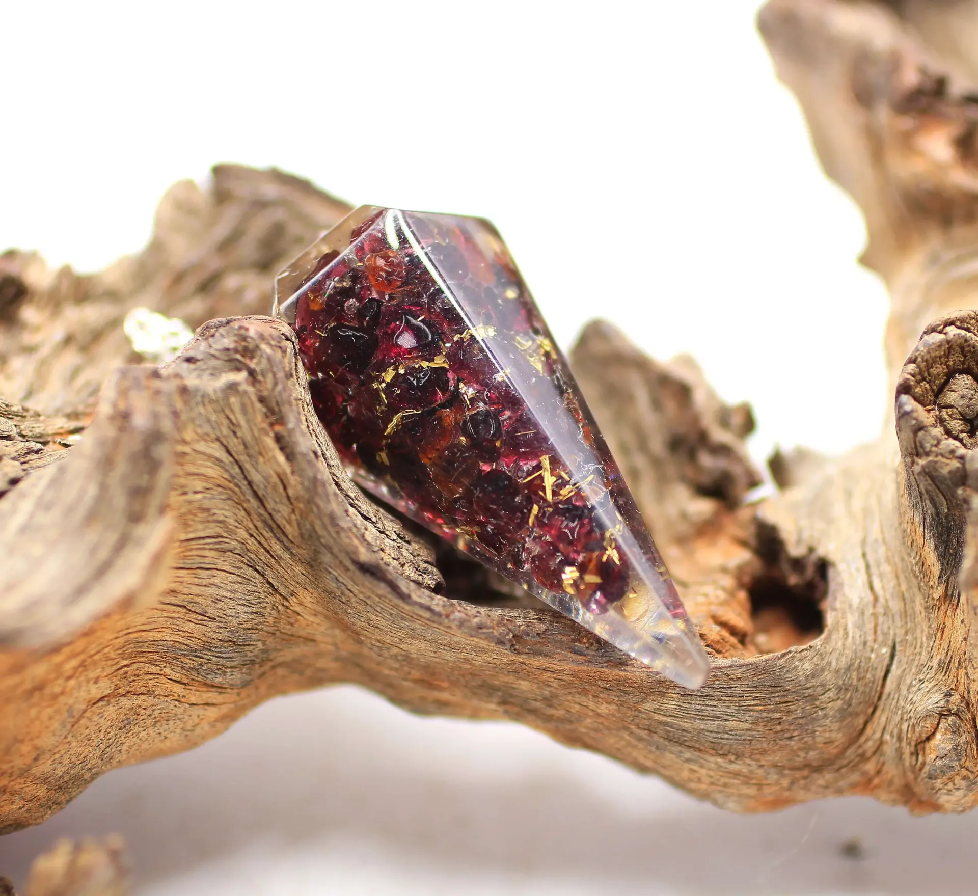 Pendule en Orgonite et Grenat almandin