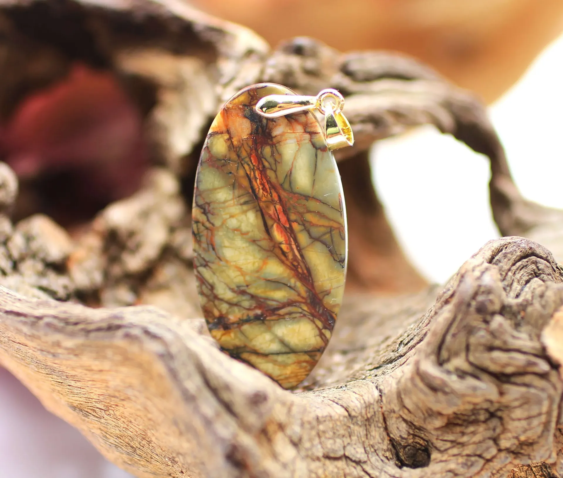 Pendentif ovale en Jaspe picasso