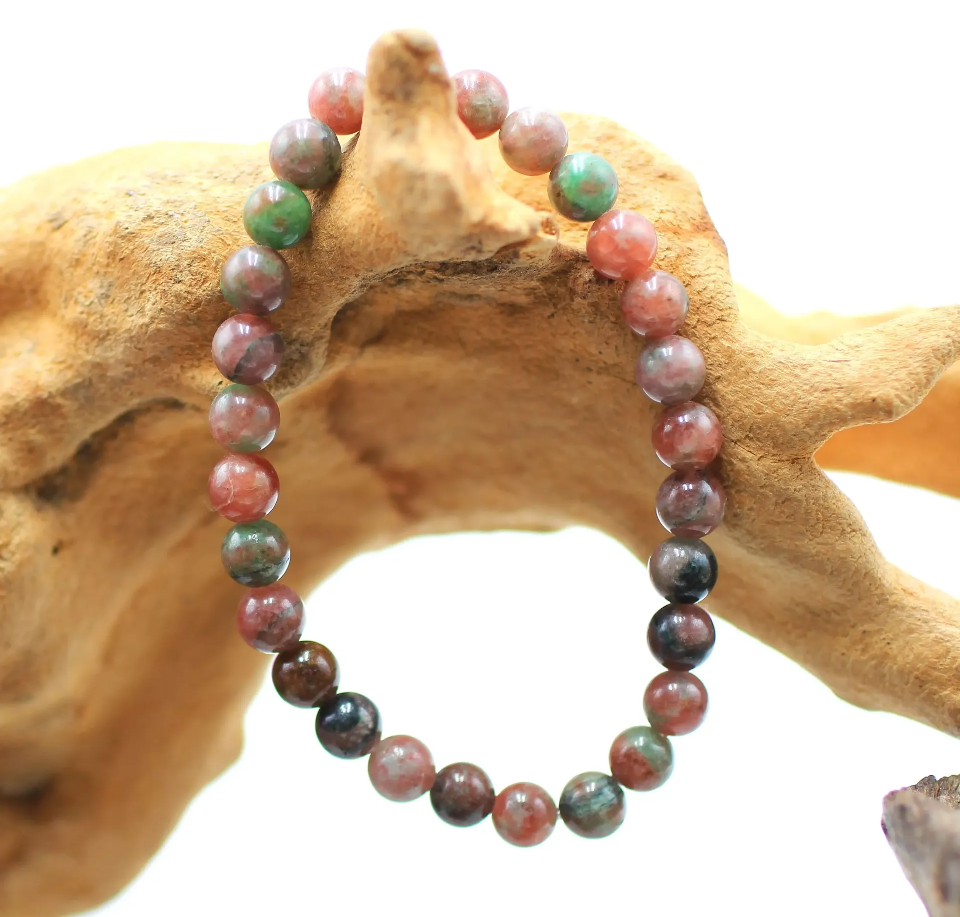 Bracelet en perles 6mm en Grenat vert et rouge