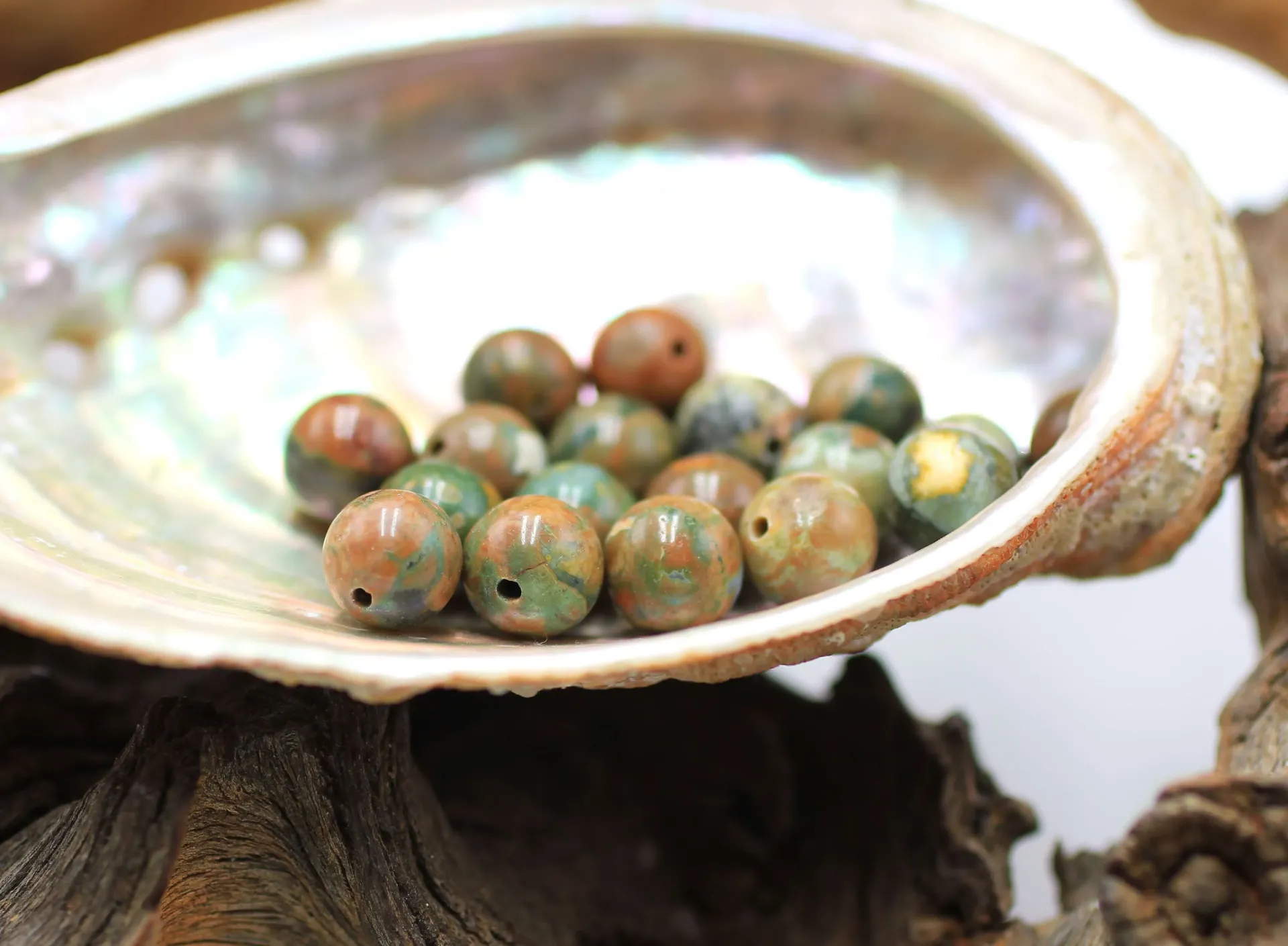 Perle 8mm en Rhyolite (jaspe océan)