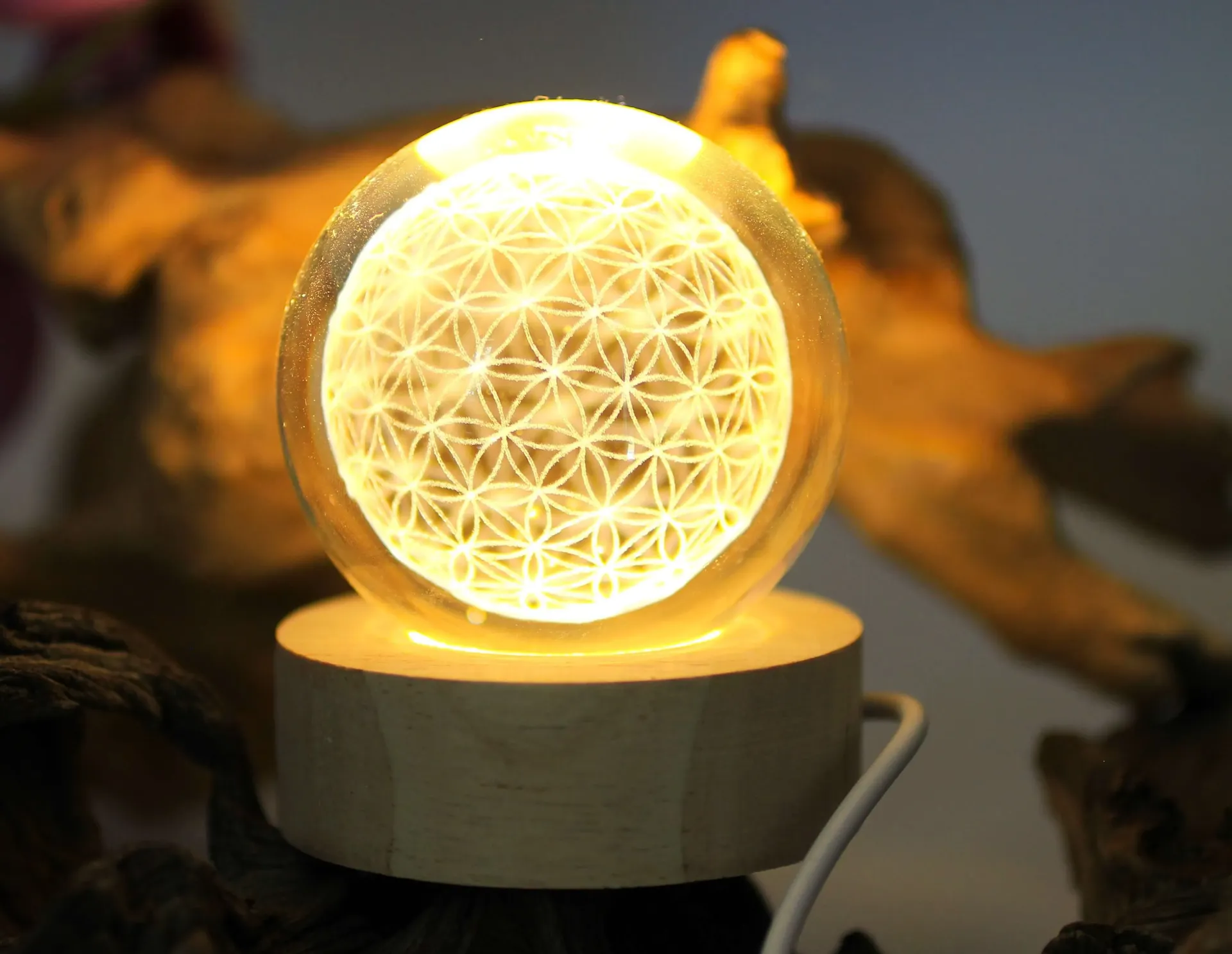 Lampe USB sphérique en Verre et Fleur de vie