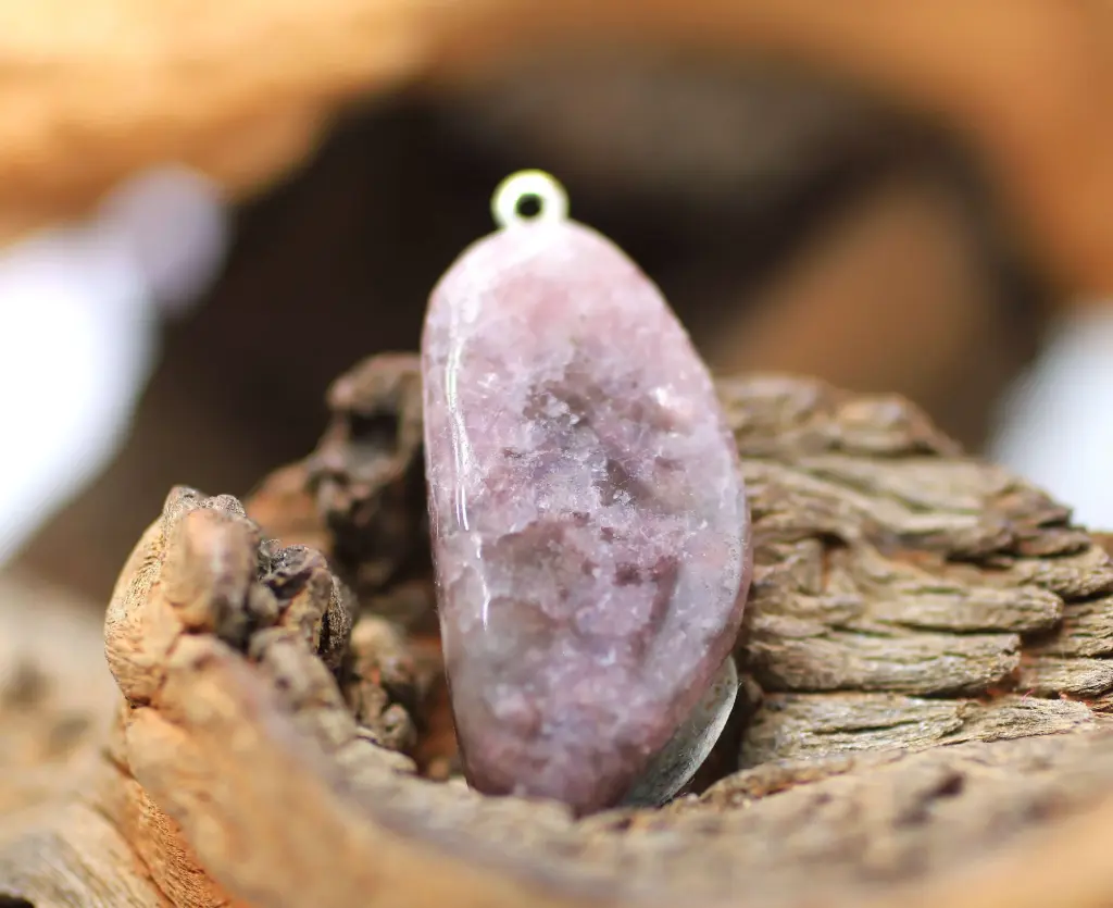 Pendentif en Lépidolite