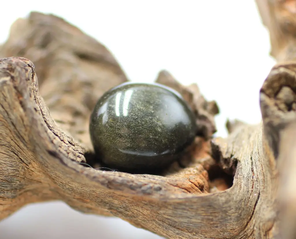 Obsidienne dorée roulée