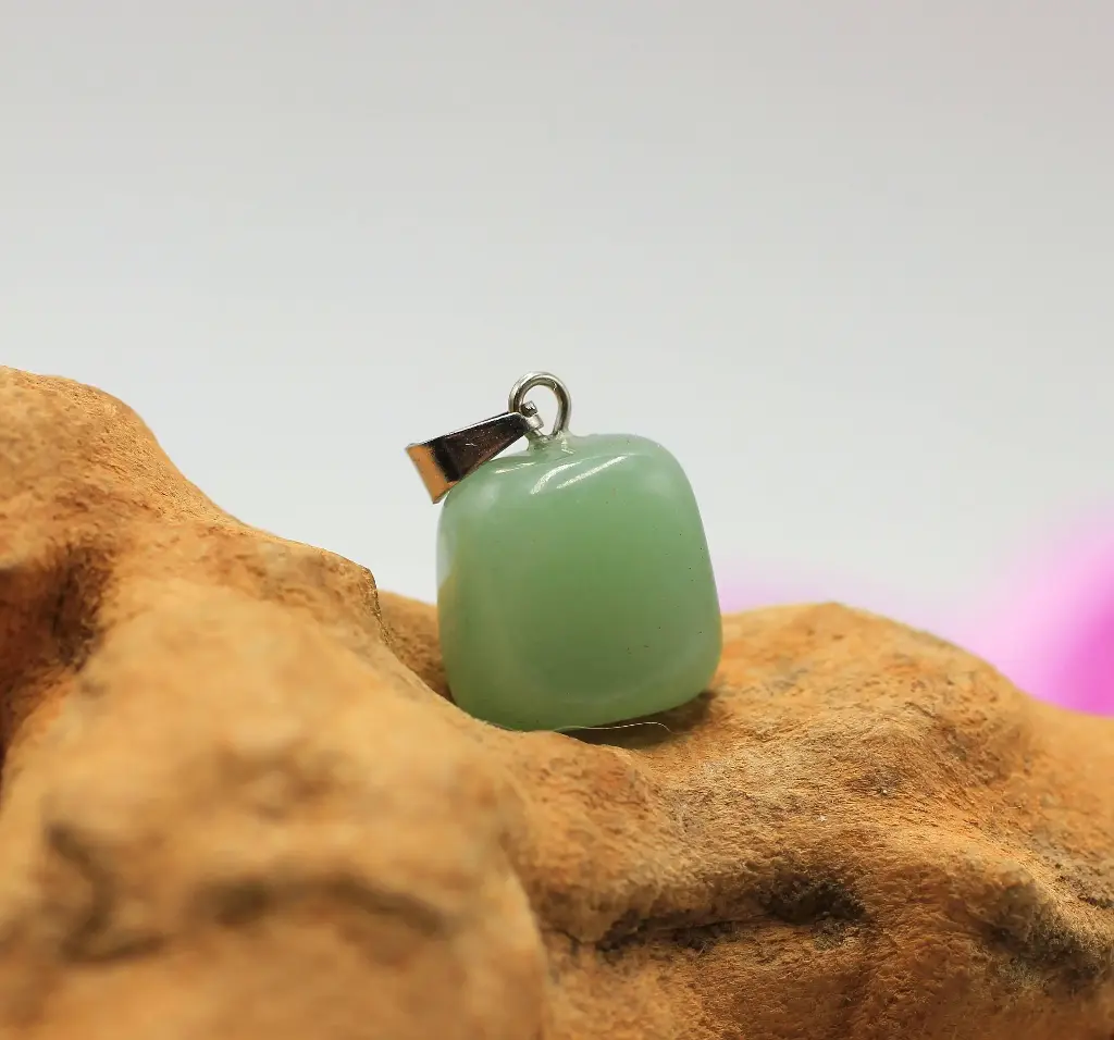 Pendentif en Aventurine verte