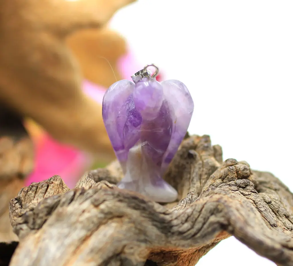 Pendentif Ange en Améthyste chevron