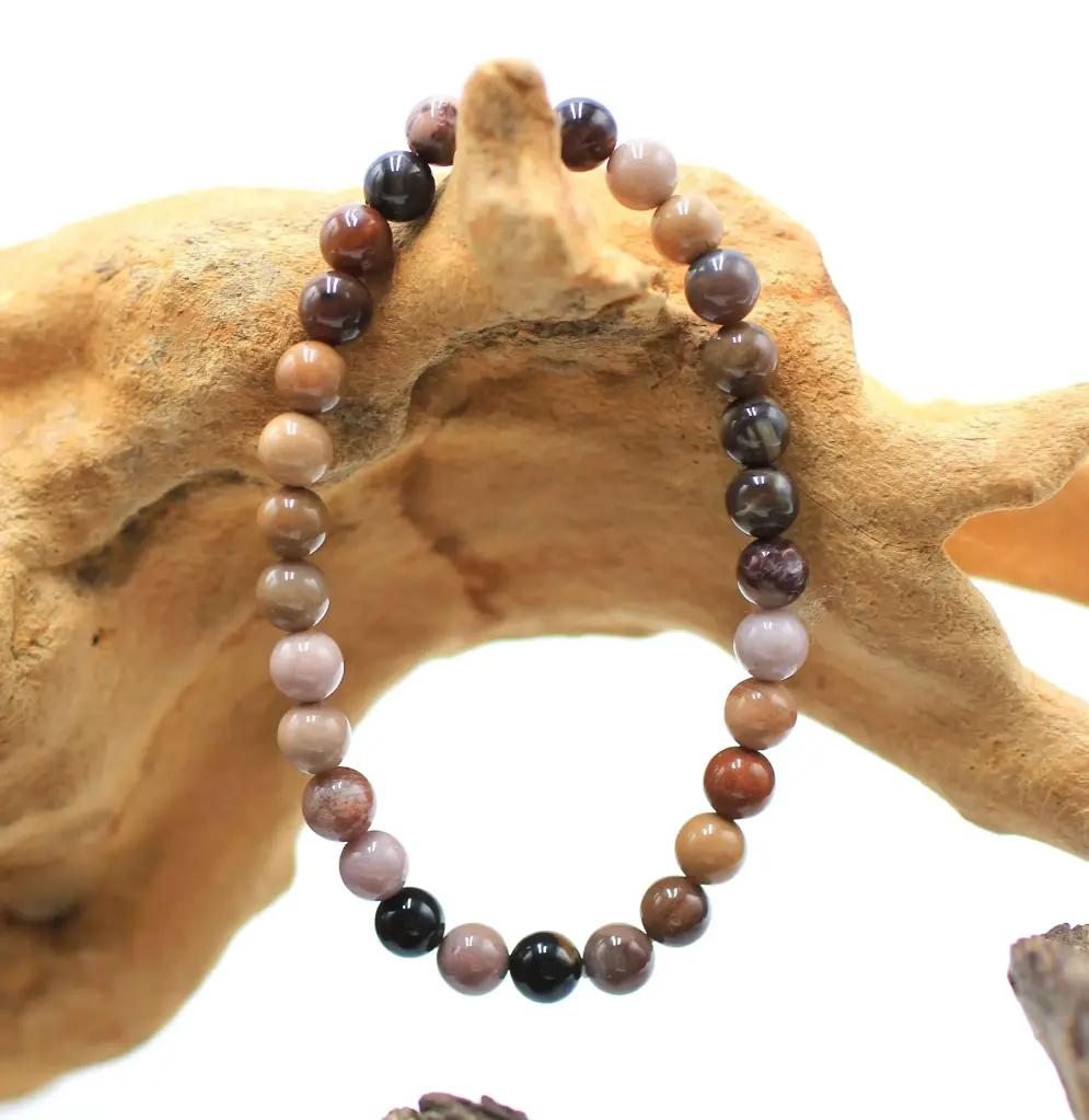 Bracelet en perles 6mm en Bois pétrifié
