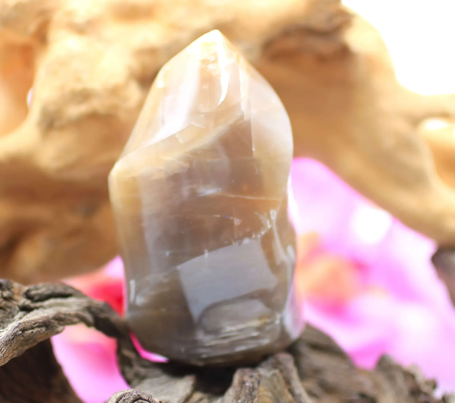 Rocher flamme en Pierre de lune noire