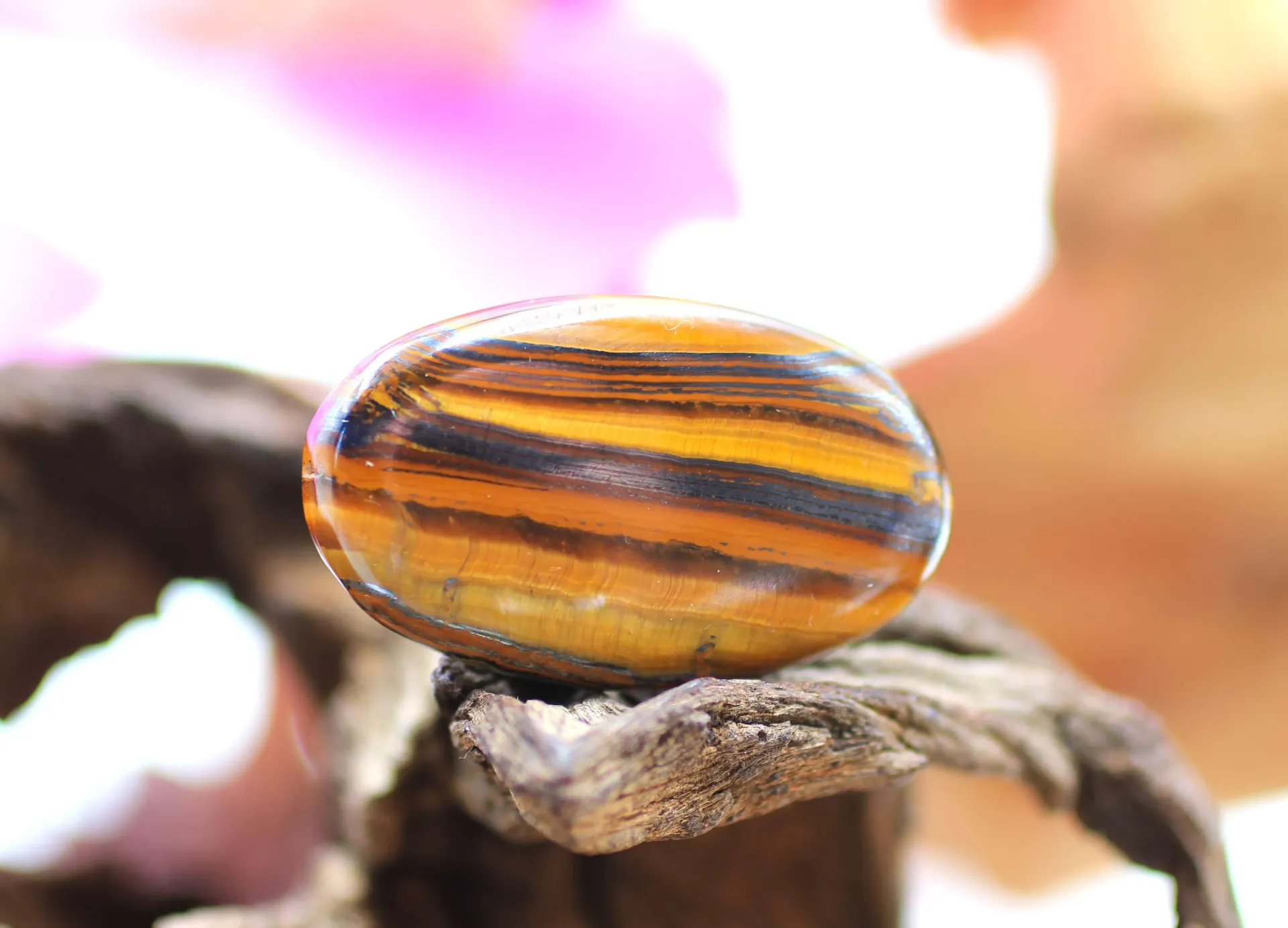 Cabochon en Œil de tigre