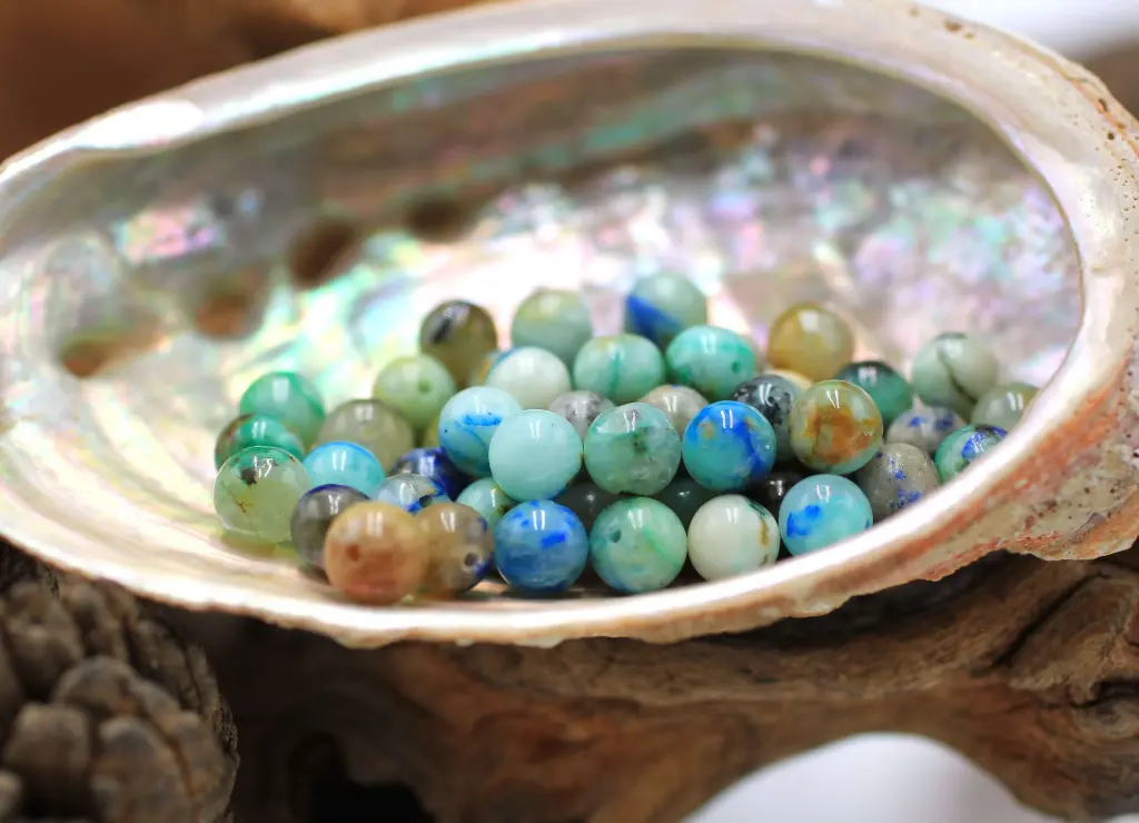 Perle 6mm en Chrysocolle-Shattuckite