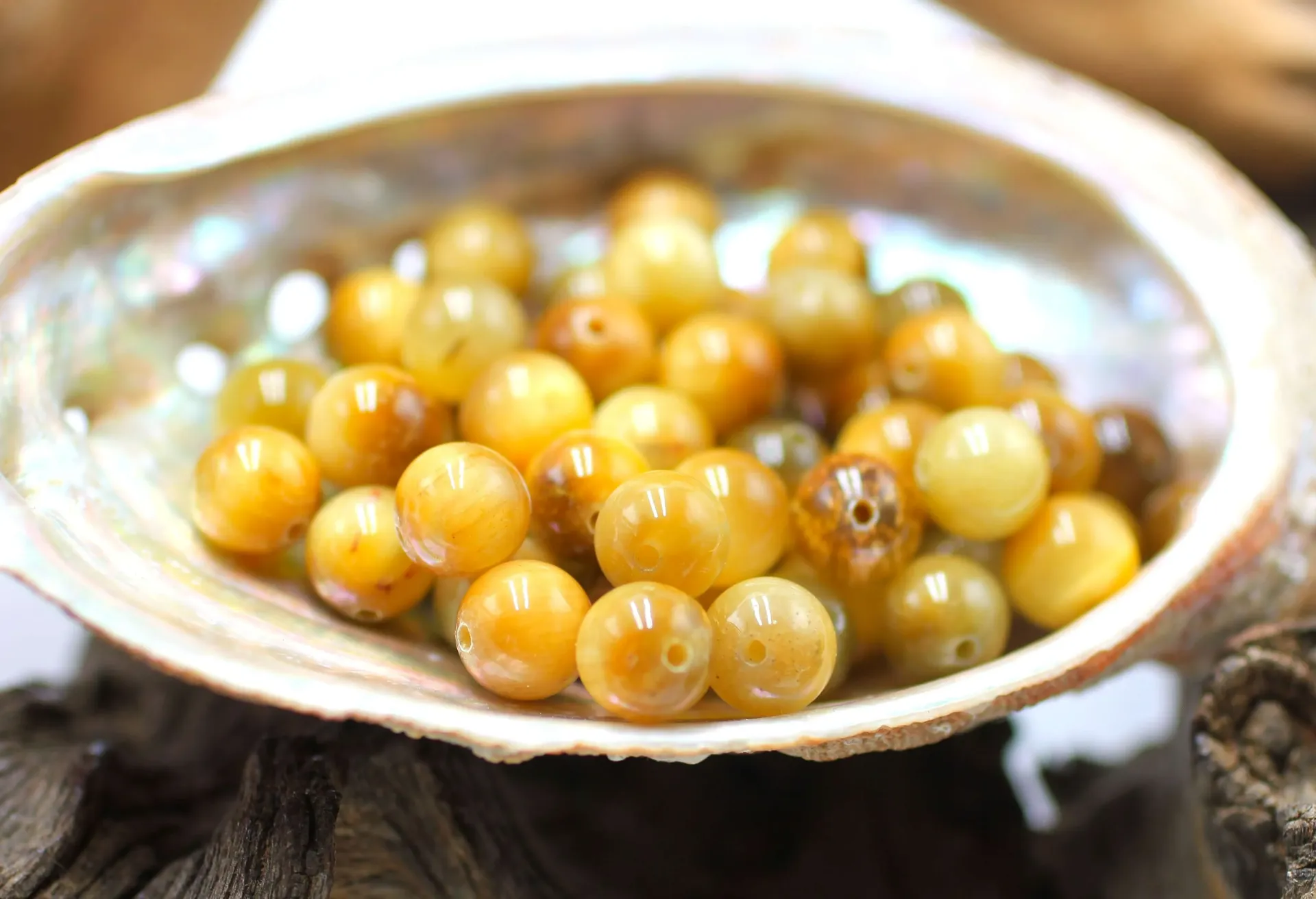 Perle 8mm en Œil de tigre doré