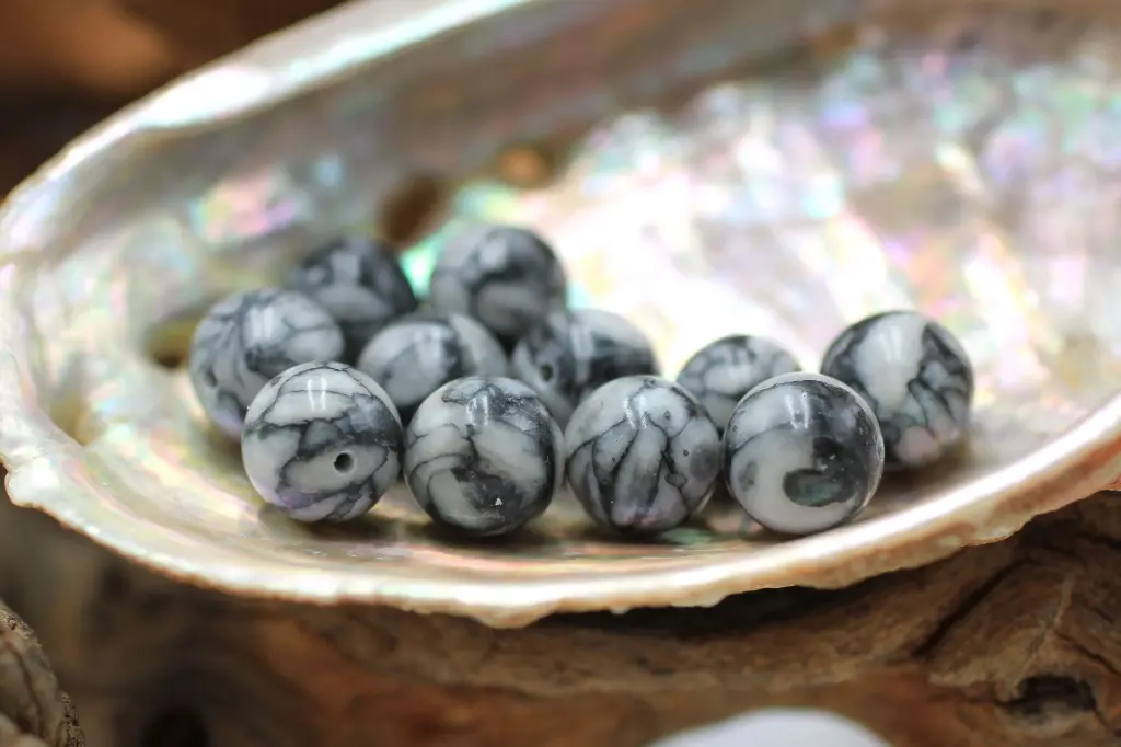 Perle 10mm en Pinolite