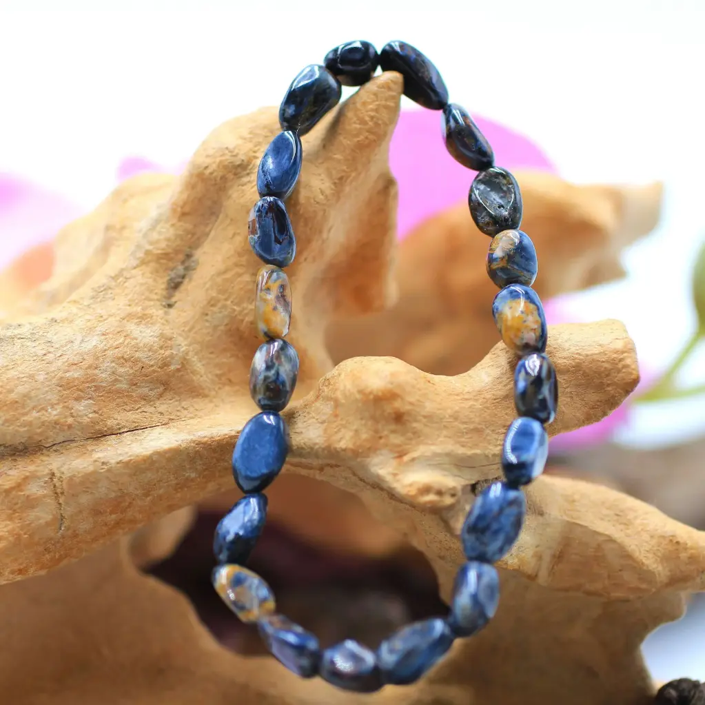 Bracelet en perles asymétriques en Pietersite