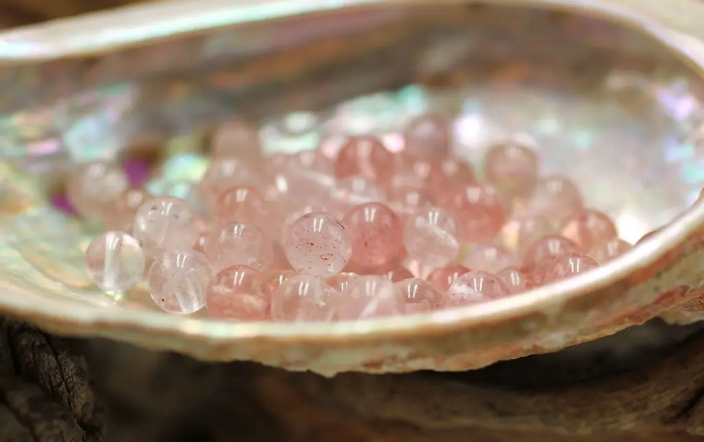 Perle 6mm en Quartz hématoïde "fraise"