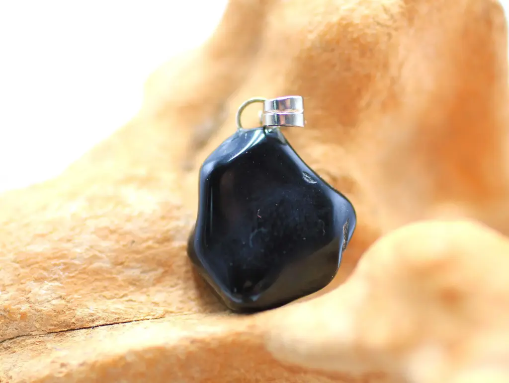 Pendentif en Onyx noir