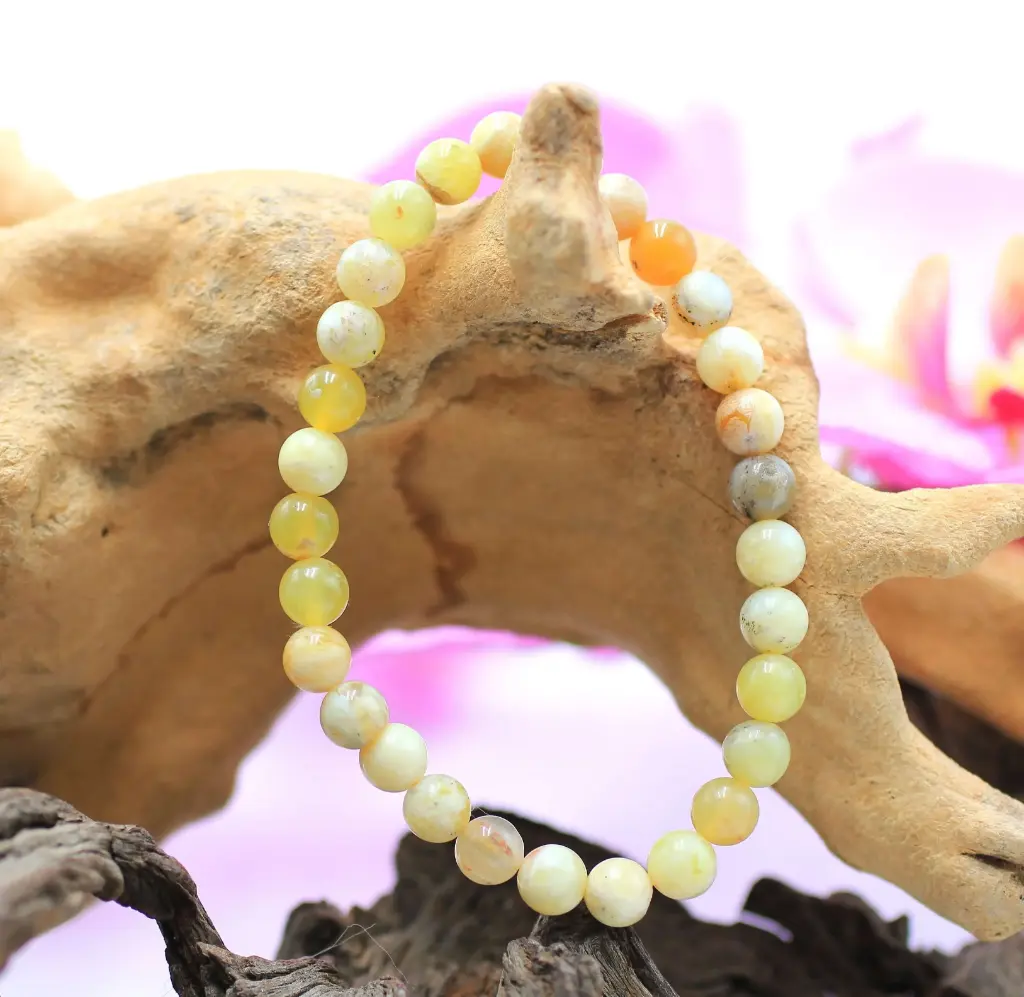 Bracelet en perles 6mm en Opale jaune