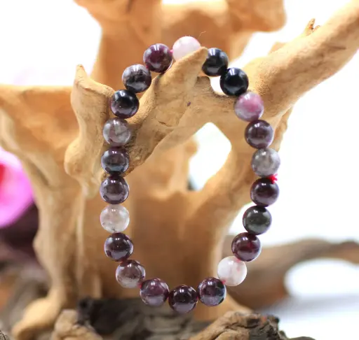 Bracelet en perles 8mm en Tourmaline rose sur Quartz