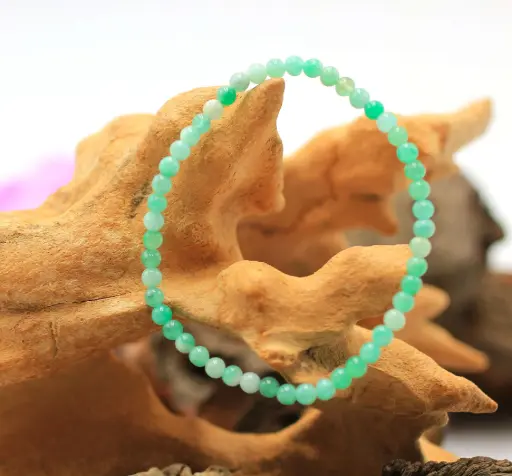 Bracelet en perles 4mm en Emeraude