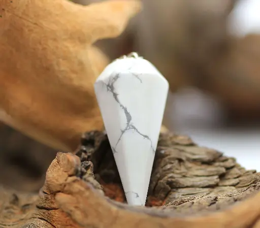 Pendule en Howlite