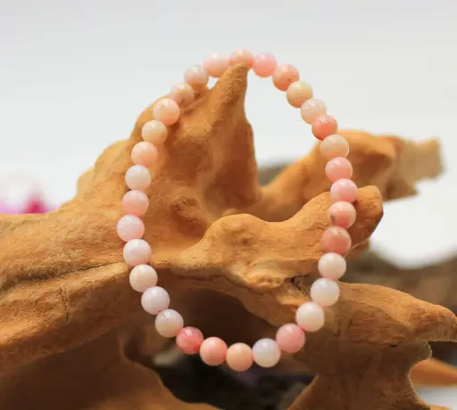 Bracelet en perles 6mm en Opale rose