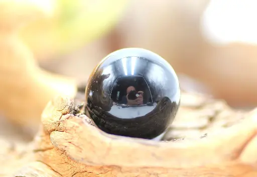Sphère en Obsidienne noire