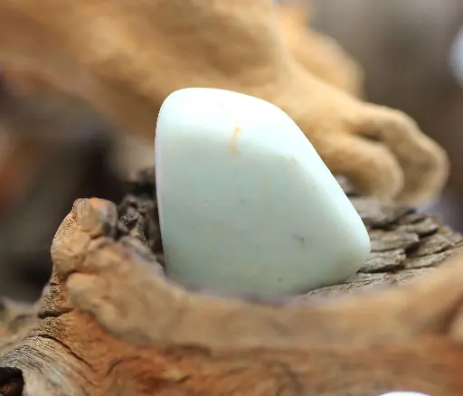 Opale bleue roulée