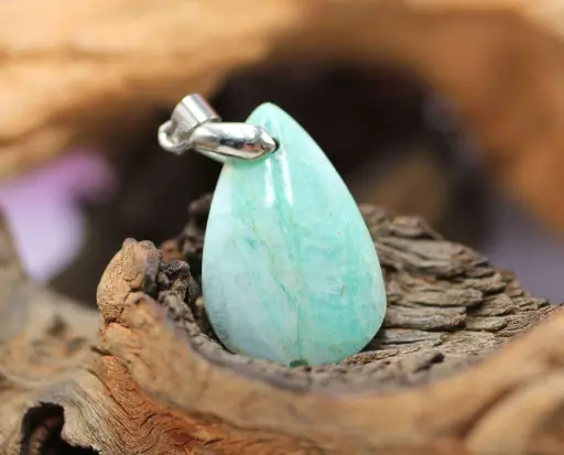 Pendentif goutte en Garniérite