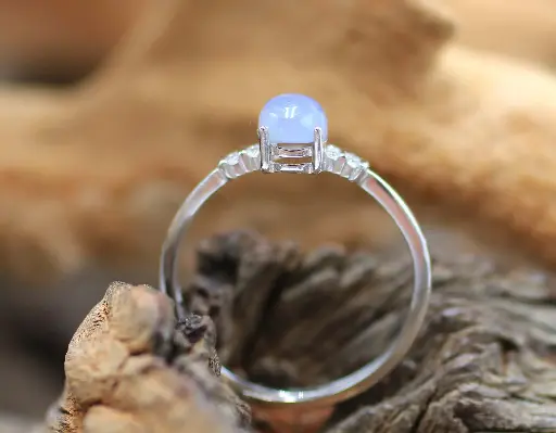 Bague réglable en Argent 925 et Opale noble blanche