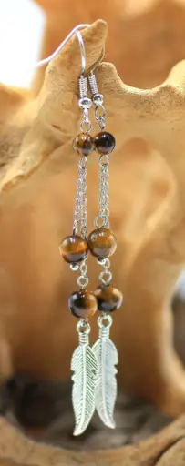 Boucles d'oreille plume en perles 6mm en Œil de tigre