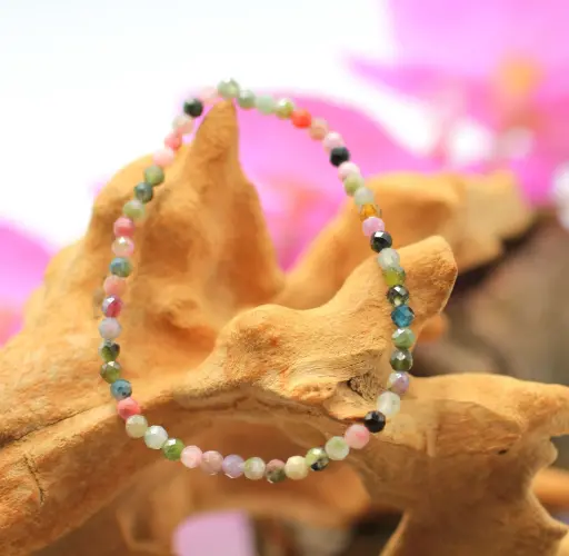 Bracelet en perles 3mm facettées en Tourmaline multicolore