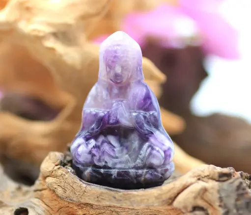 Bouddha en Améthyste chevron