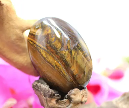 Galet Jumbo en Œil de tigre