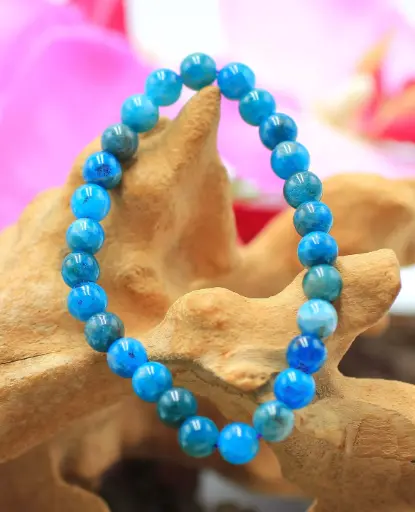 Bracelet en perles 6mm en Apatite bleue