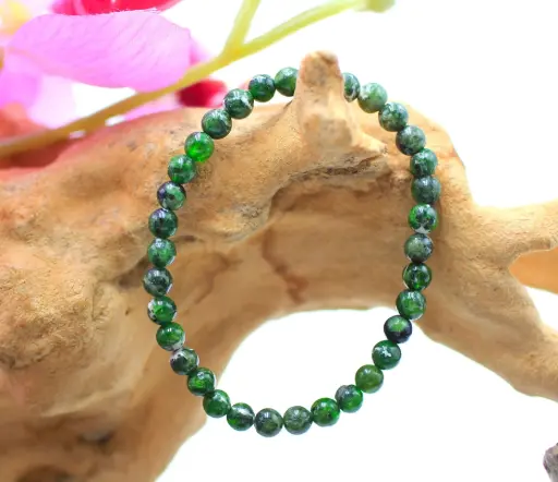 Bracelet en perles 5,5-6,5mm en Diopside vert sur gangue