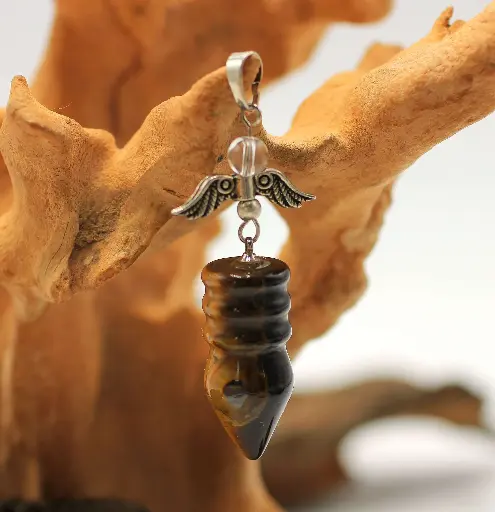 Pendentif égyptien en Œil de tigre et aile d'Ange