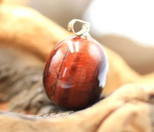 Pendentif en Œil de taureau