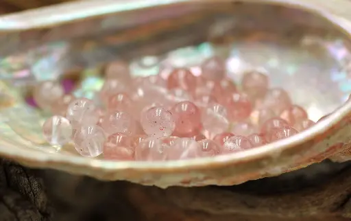 Perle 6mm en Quartz hématoïde "fraise"